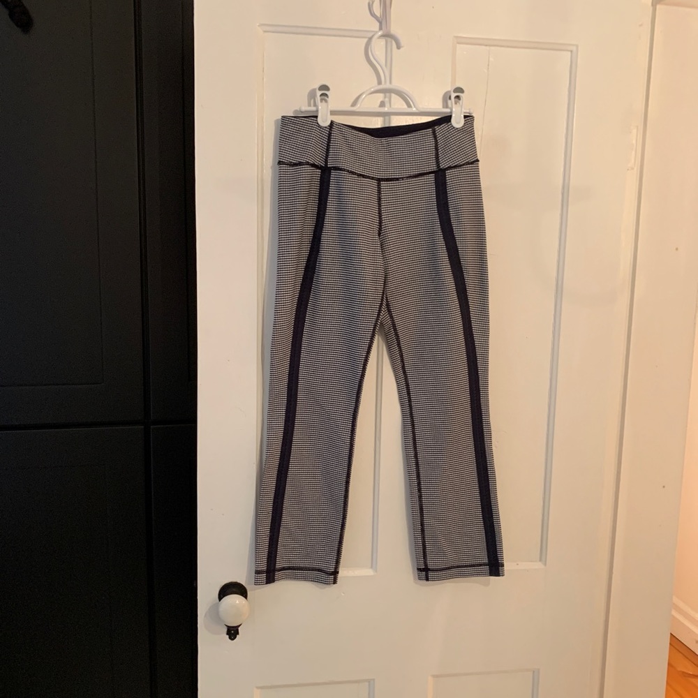Lulu Leggings 6